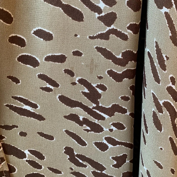 Walter Baker Animal Print sleeveless blouse Large olive green - Picture 9 of 12